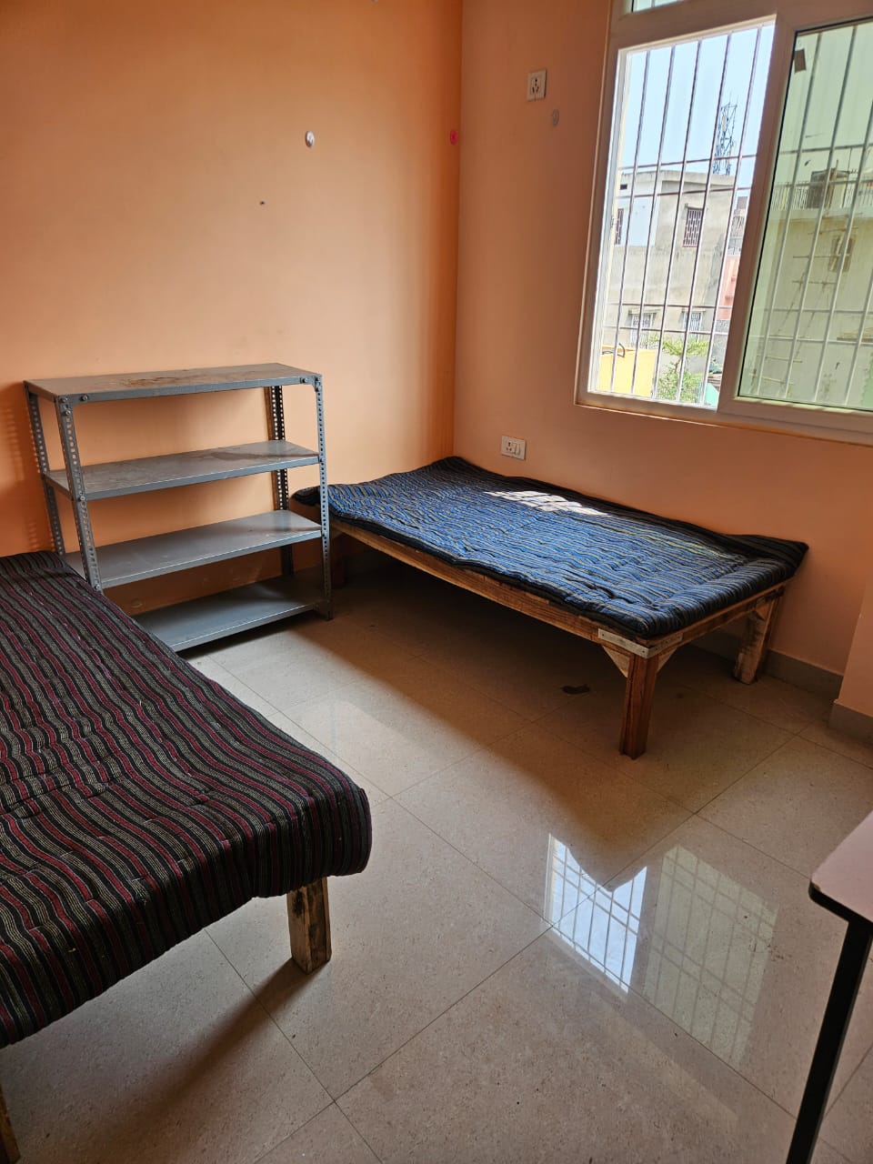 Room thumbnail 1
