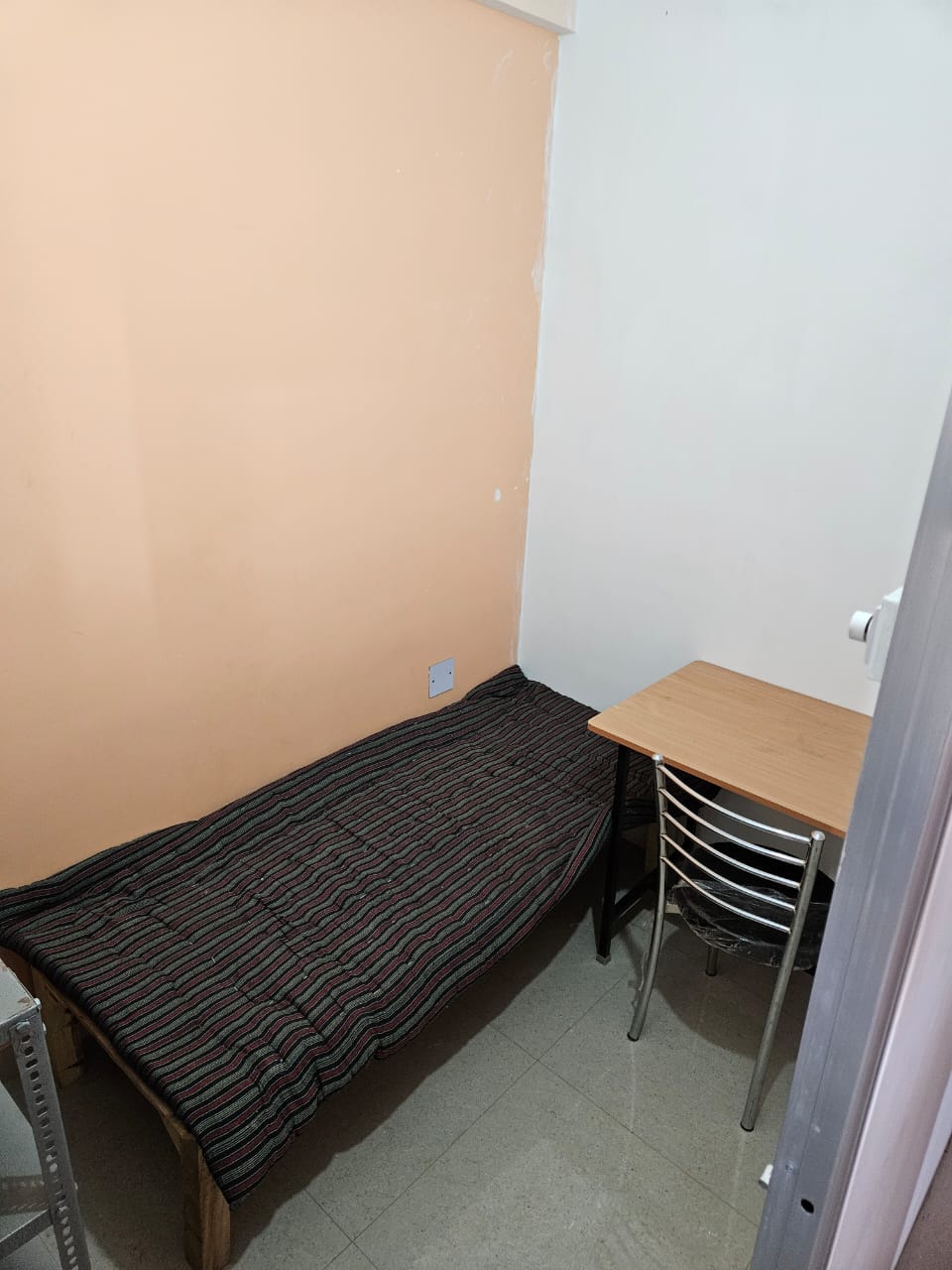Room thumbnail 2